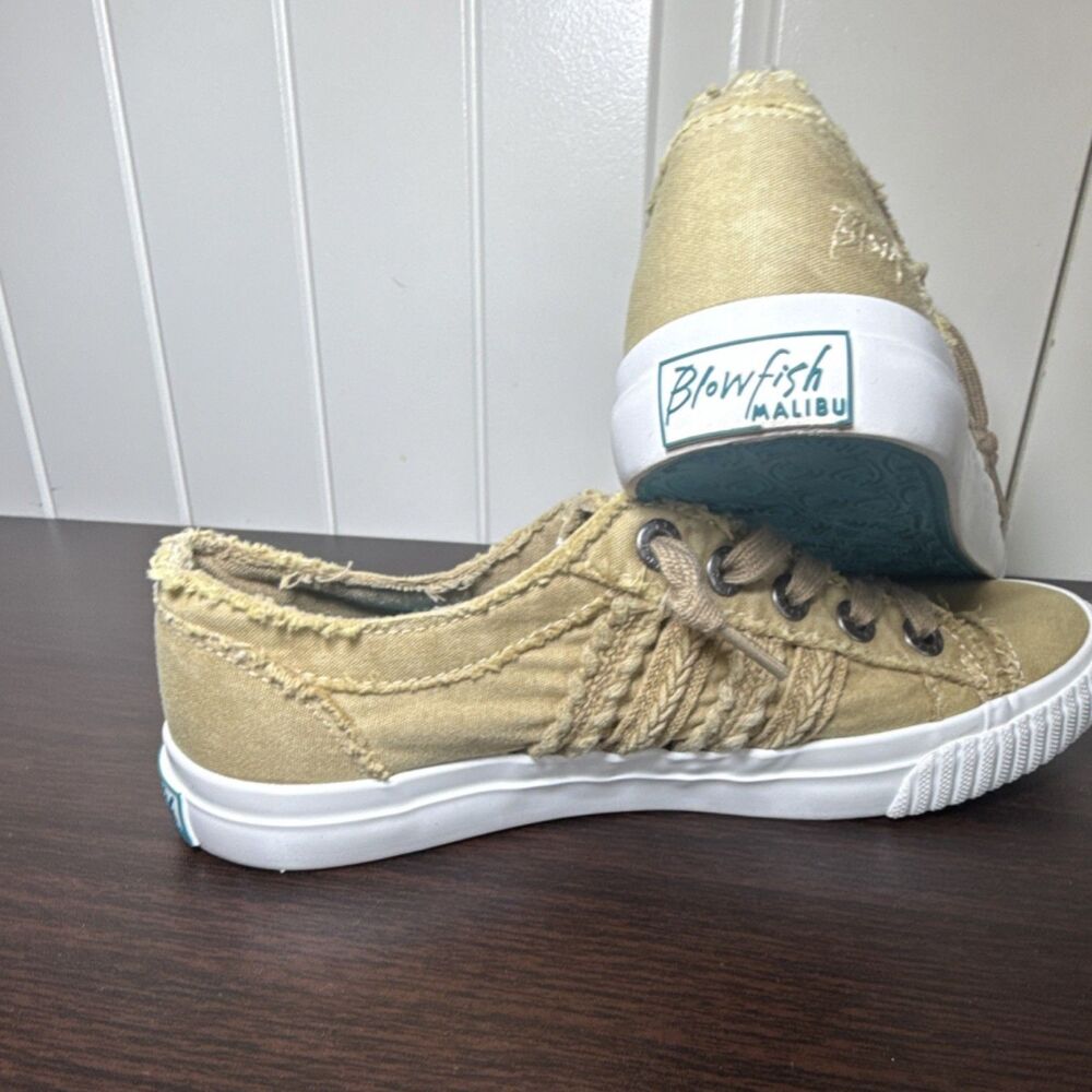Blowfish Malibu Women's Olive Beige Frayed Canvas Slip-On Flats Size 8.5